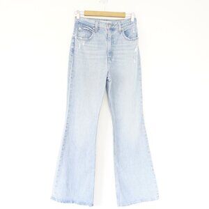 Levi's Women's 70's High Rise Flare Light Wash Jeans 26